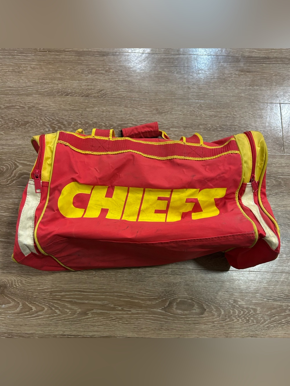 Vintage Kansas City Chiefs Duffel Bag NFL ADS Sports Red Yellow Gym Travel 90s